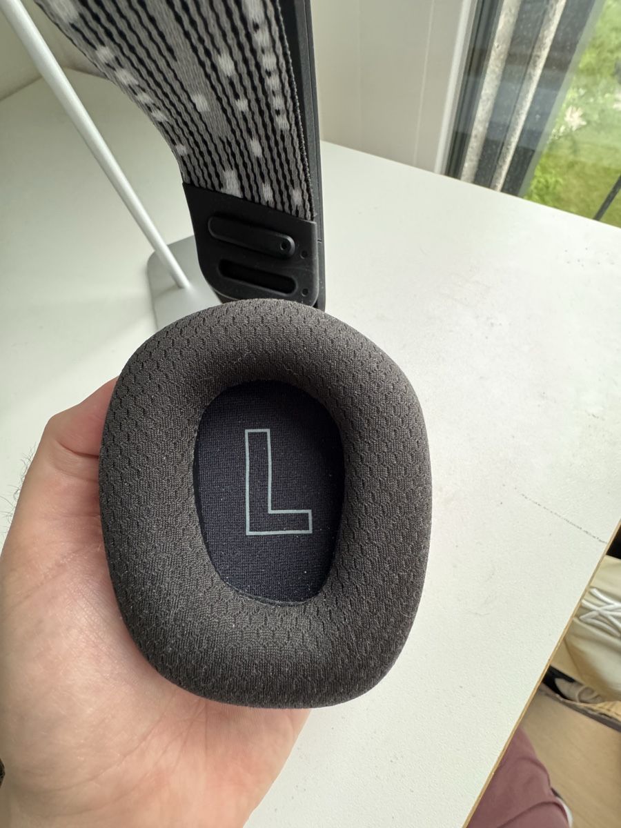 Logitech Cuffie: Logitech G733 noir – Usato da Crissier venduto da tudoroancea 3