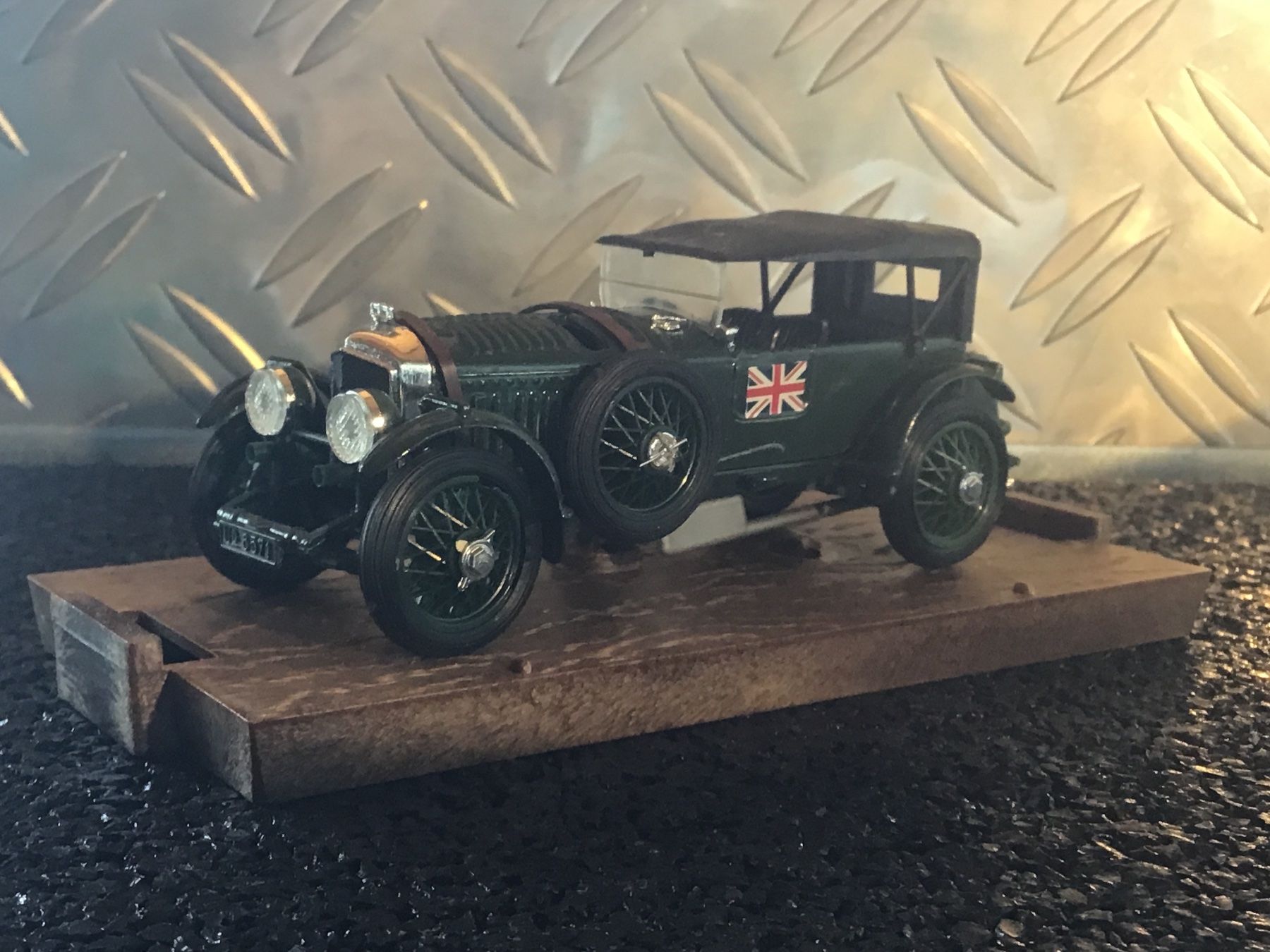 Kits de montage: 100 BENTLEY 4,5 LITRI HP 105-130 – D'occasion à Männedorf par Spezial-Modelle