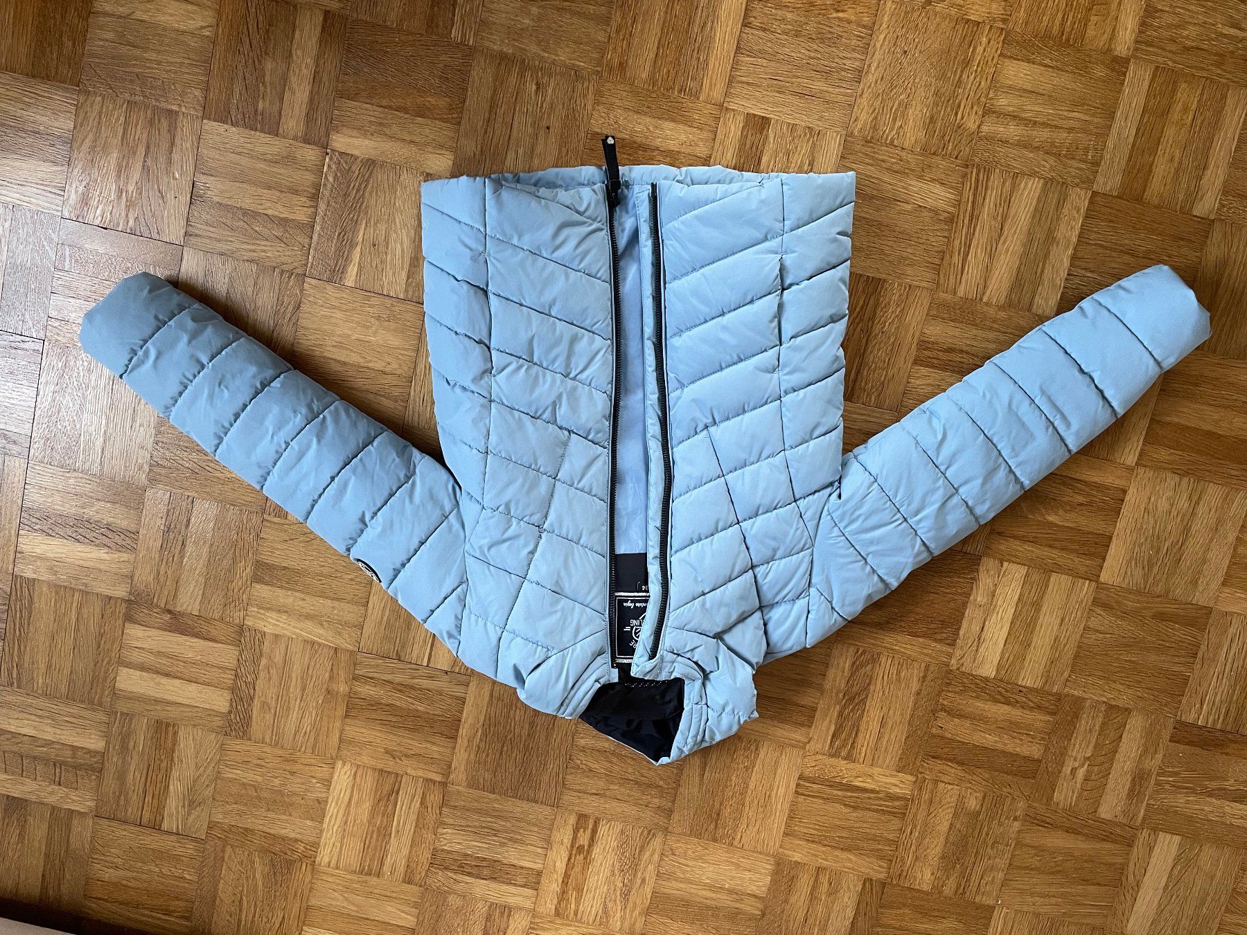 C&A Giacche & Cappotti: Jacke Mädchen 134 – Usato da Schnottwil venduto da soleil3108
