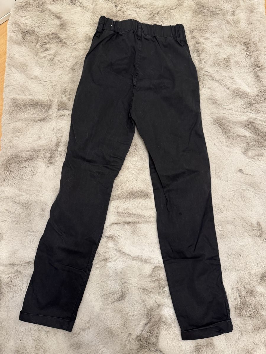 Hosen: Stoffhose schwarz mit Taschen – Neu (gemäss Beschreibung) aus Marbach SG von Rob_sta 1