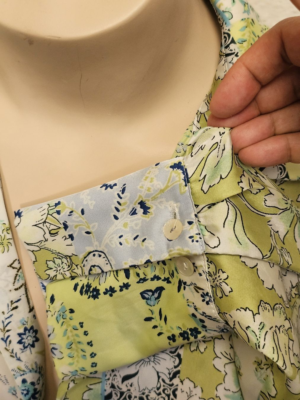 Zara Camicette: ZARA Damen Bluse Hemd Patchwork Print Gr. M Grün Blau Weiss – Usato da Urdorf venduto da ole_mrp9 2