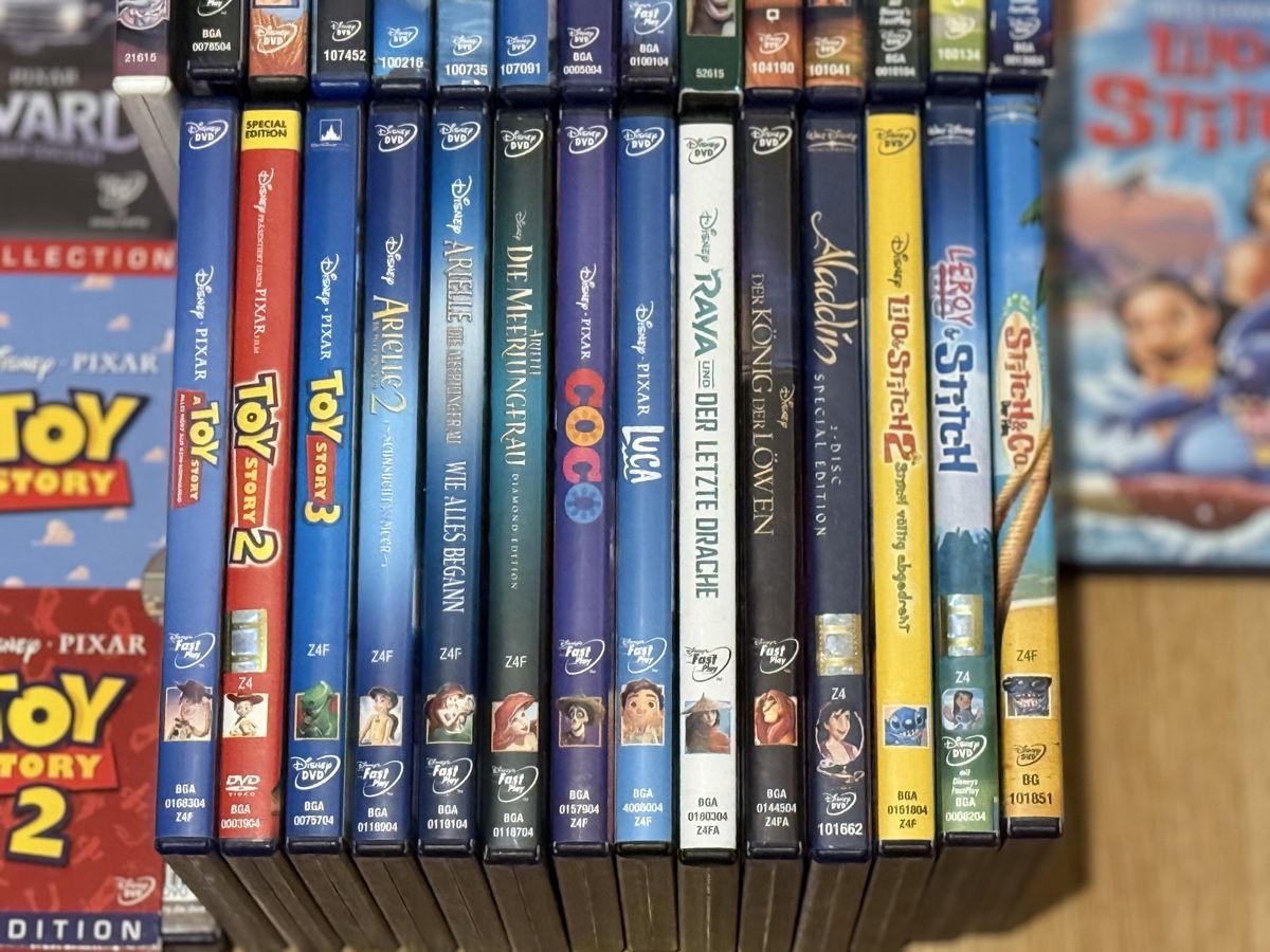 Tutti i DVDs: Walt Disney DVD Sammlung – Usato da Allschwil venduto da Collector.Shop.Swizz 2