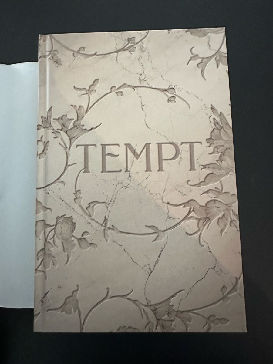 Libri: Buch "to tempt to a god" DE – Usato da Winterthur venduto da franziskakamm 1