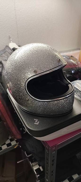 Caschi & visiere: Biltwell Motorradhelm/Neuware – Usato da Untervaz venduto da TheGarage
