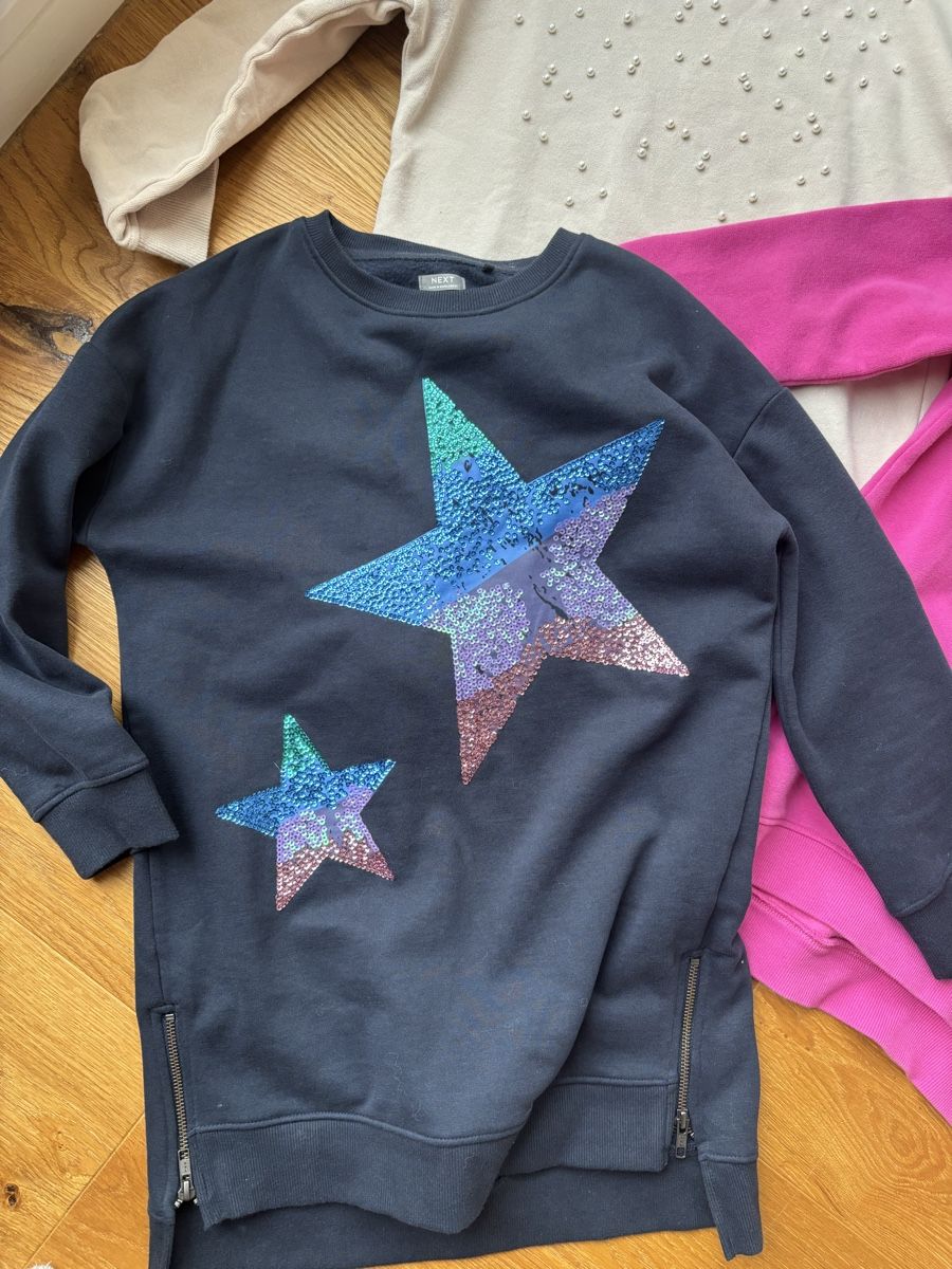 Next Kleiderpakete & -sets: NEXT Pullis Pullover Sweatshirts Mädchen – Neu (gemäss Beschreibung) aus Thalwil von ver_j2lw 1