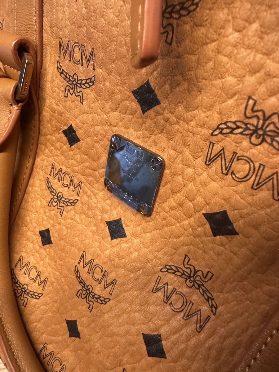 Borse: MCM REISETASCHE - COGNAC – Nuovo (secondo la descrizione) da Biel/Bienne venduto da ELISNIGHT 1