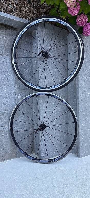 Pièces détachées: Roues vélo de route (aluminium) – D'occasion à Coppet par m_m_nz2f 1