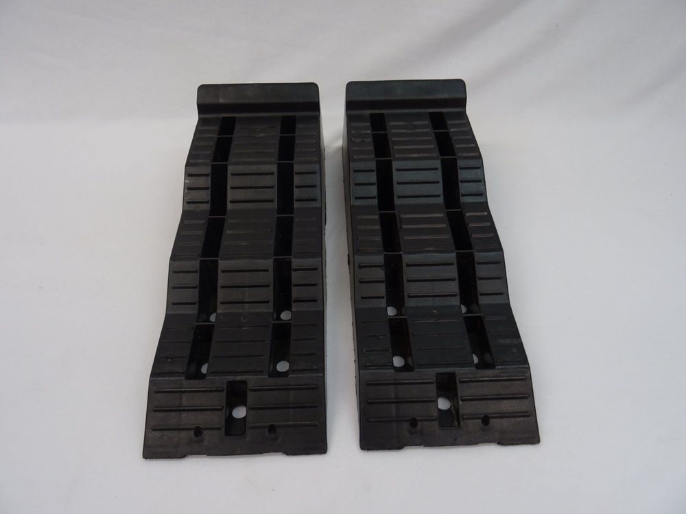 Wiltec Sandbleche Paar 1063 X 298 X 66 Mm Sandboards Bis 10 T, 2er Set Anfahrhilfe Für Wohnmobil, Bergeboards Traktionshilfe Für Sand, Schlamm Und Schnee