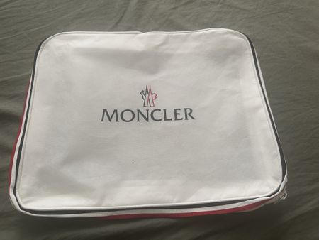 Moncler Aufbewahrungstasche