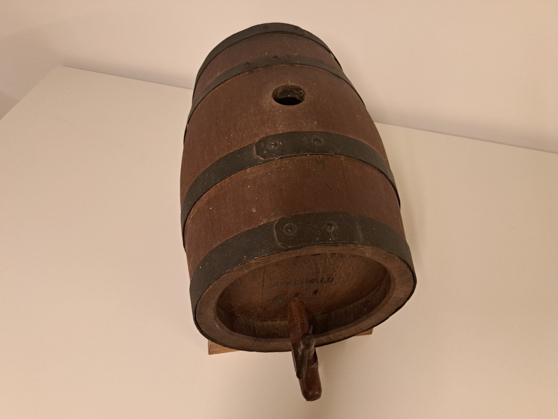 Sonstiges: Altes Eichenfass Sumiswald Weinfass Bier Deko Holzfass – Gebraucht aus Belp von deal-now 2