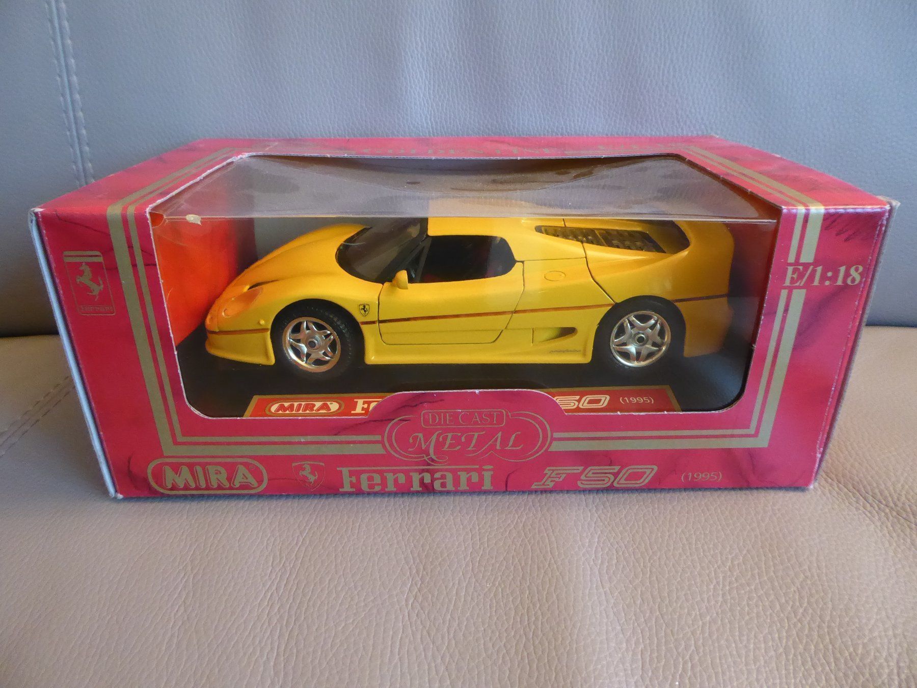 Ferrari Modellautos: Ferrari F50 1995 1:18 – Neu (gemäss Beschreibung) aus Hettlingen von Zambole 6