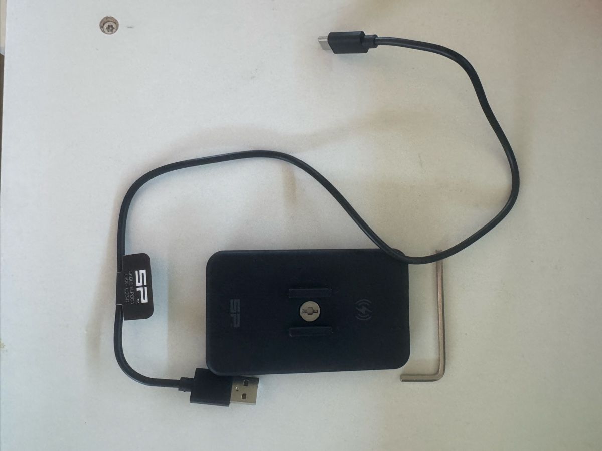 Ladegeräte: SP Connect wireless charging – Neu und originalverpackt aus Yvonand von Damien_12 1
