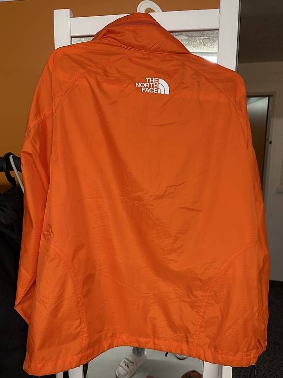 Giacche: North Face Jacke – Usato da Schleinikon venduto da kar_8ww7 4