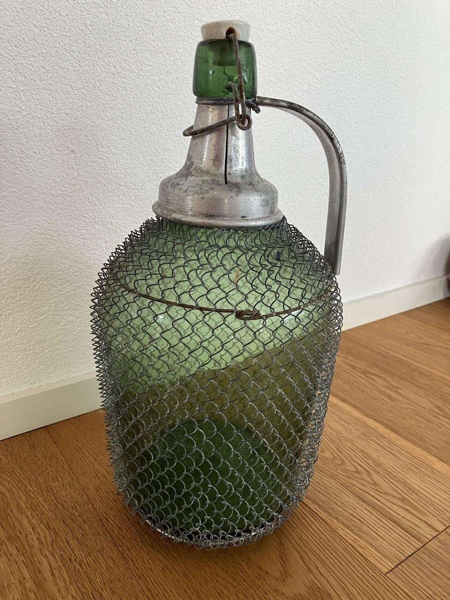 Bottiglie: Antike Flasche mit Drahtgeflecht – Usato da Willisau venduto da son_lq7g