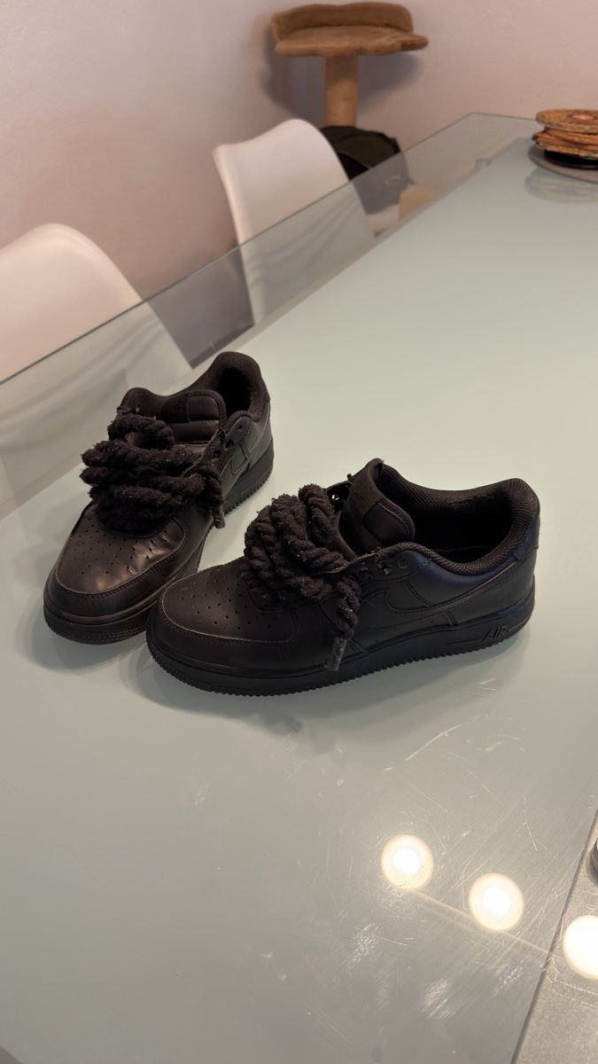 Scarpe da uomo: Af1 ropes laces (taille 42) – Usato da Bramois venduto da thomaasv2