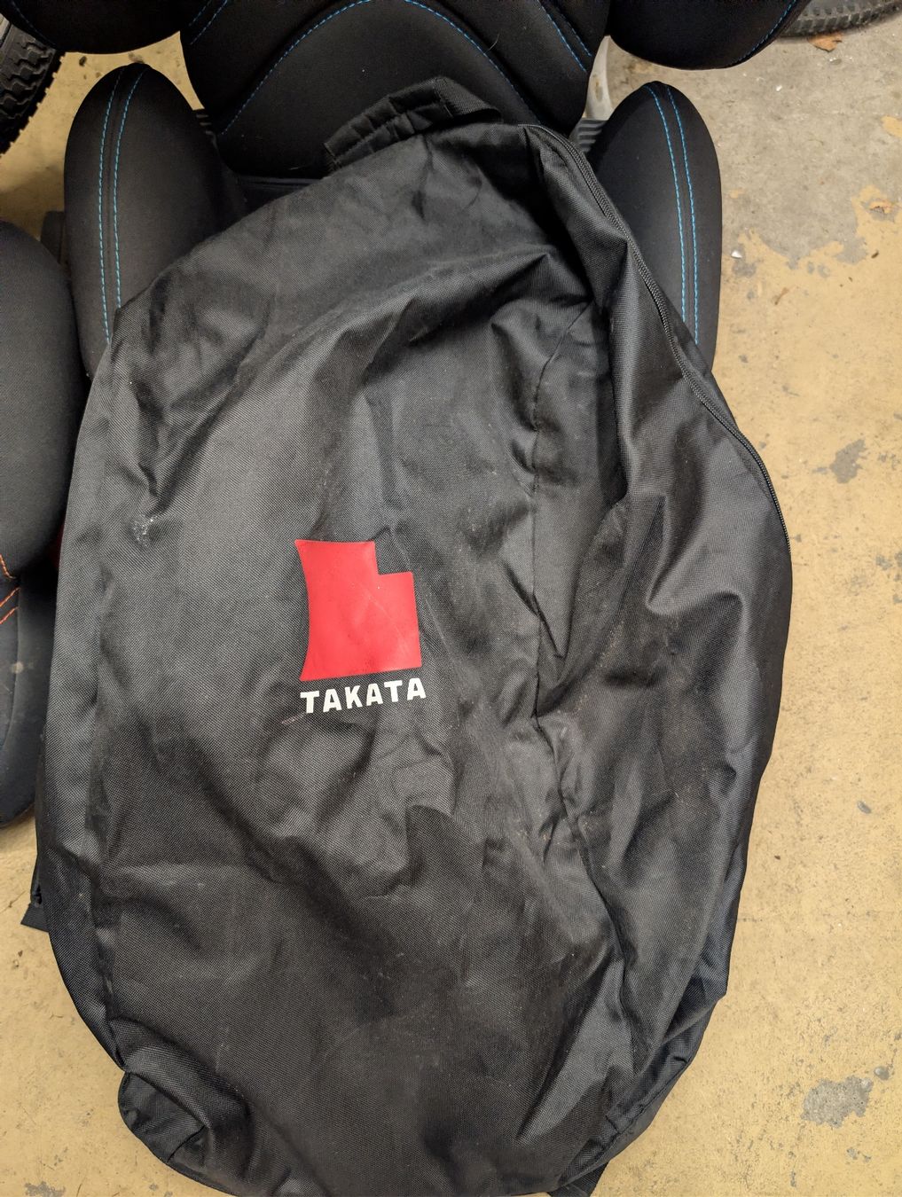 Sièges auto: Kinder Autositz Takata Maxi – D'occasion à Büren an der Aare par bbu22 5