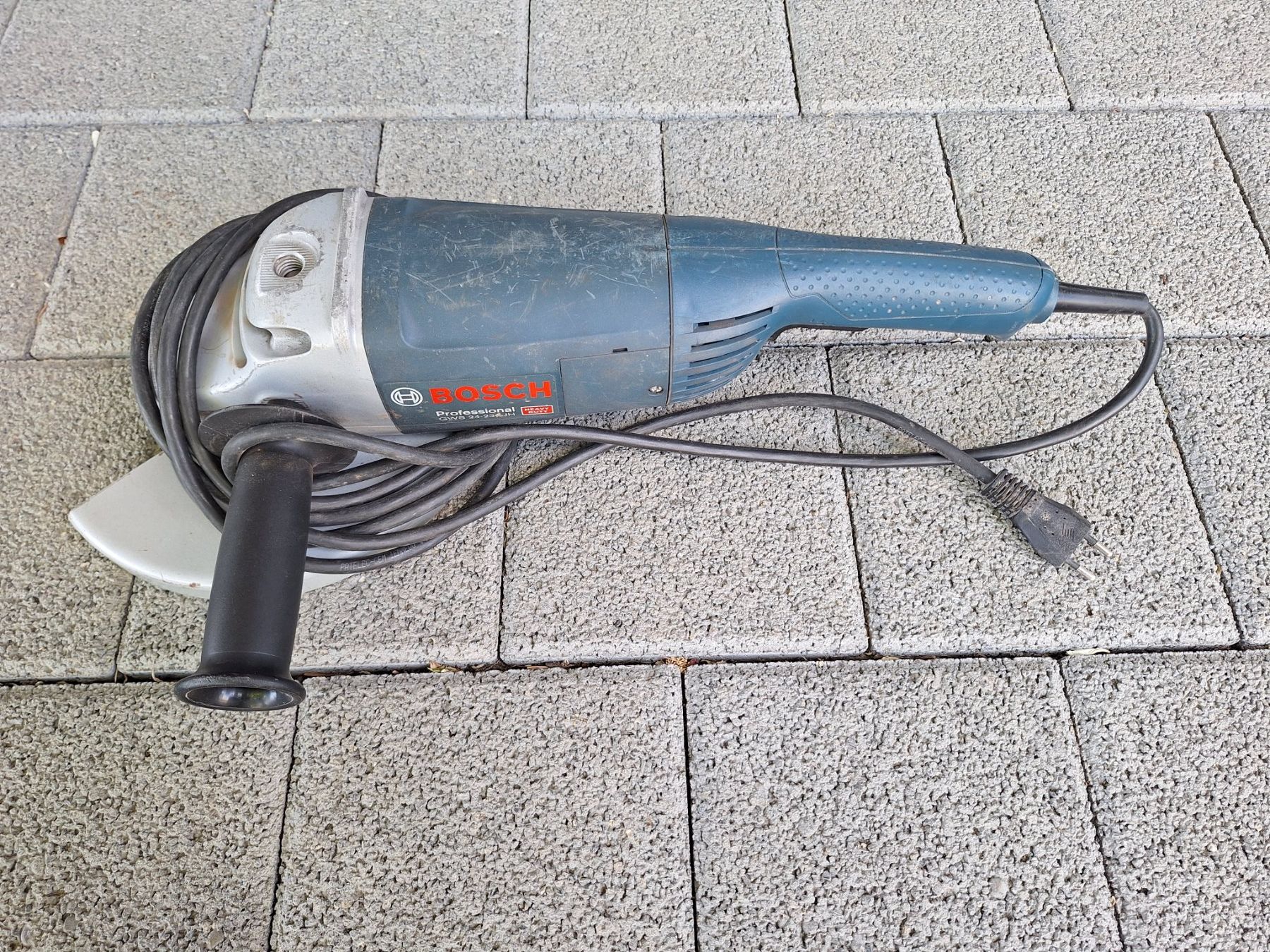 Bosch Smerigliatrici & Lucidatrici: Winkelschleifer Bosch GWS24-230 JH – Usato da Illnau venduto da FamSig