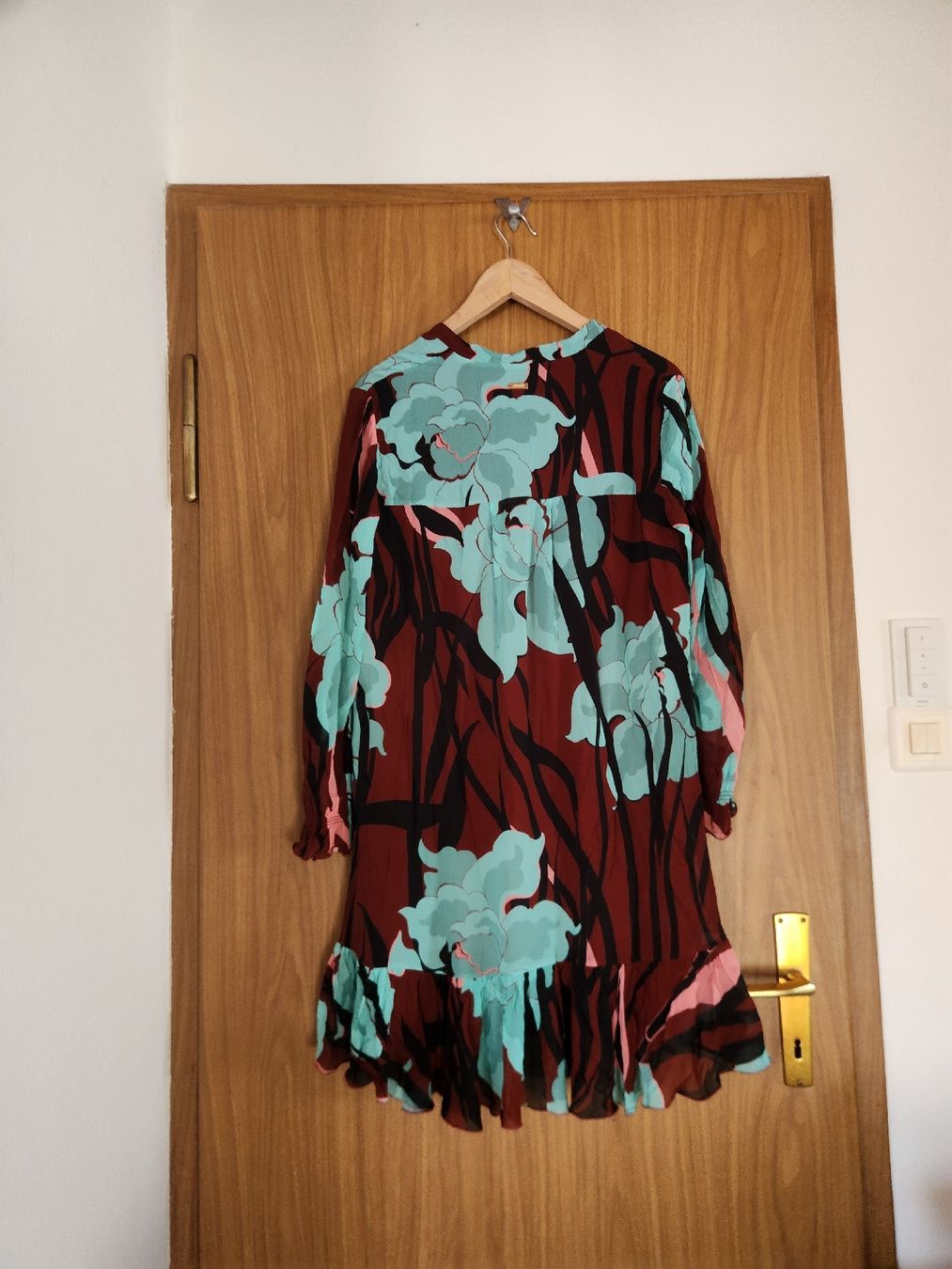 Roberto Cavalli Vestiti: Robe Just Cavalli à fleurs taille  M/Lparfait état  – Usato da Niedergösgen venduto da Eva2410 2