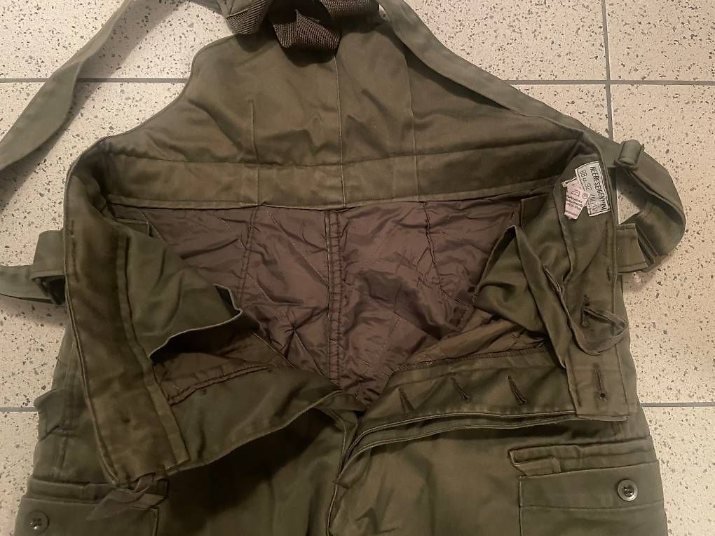 Uniformi: Armee Kälteschutz Hose – Usato da Wila venduto da Lokelo 1