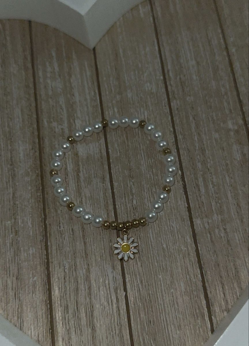 Bracciali & Braccialetti: Armkette weiss/gold mit Margeriten elastisch – Nuovo (secondo la descrizione) da Oftringen venduto da tola19 1