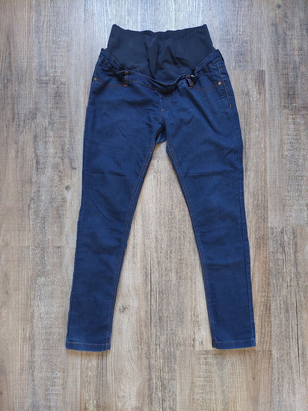 Pantaloni: Dünne Schwangerschaftshose Jeans 38/40 – Usato da Aeschi b. Spiez venduto da Corin1234