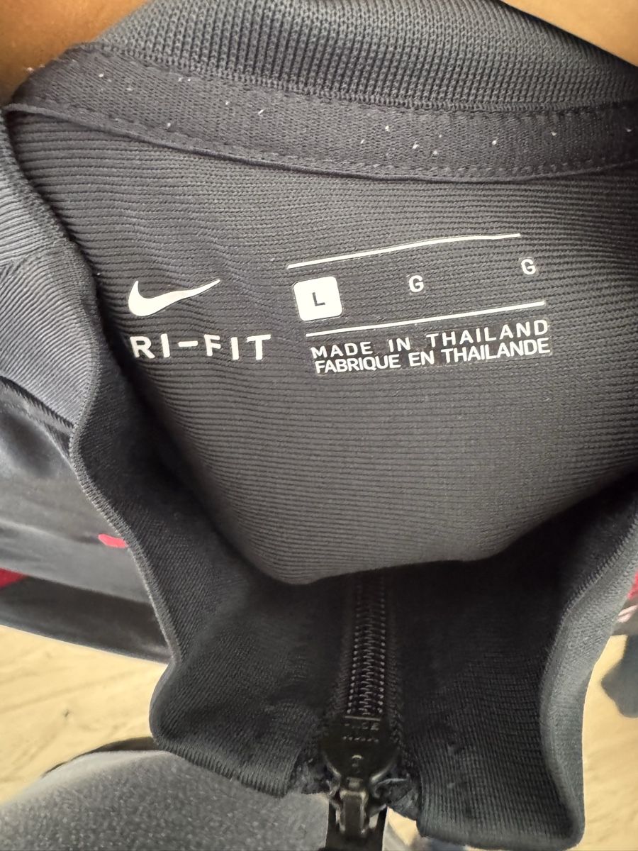 Nike Giacche: Liverpool Trainingsjacke L – Usato da Goldach venduto da Anfield02 2