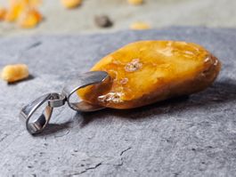 SALE Echter Bernstein Anhänger Kette massiv Naturbernstein