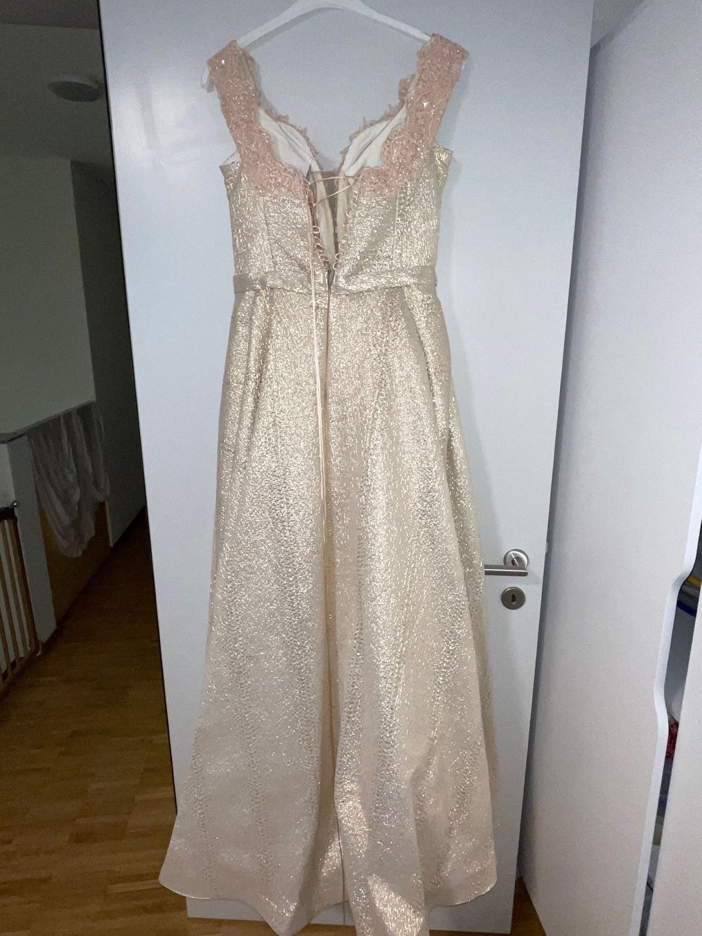 Vestiti: Wunderschönes Abendkleid, Gr 44 – Usato da Luzern venduto da AVM_M 6