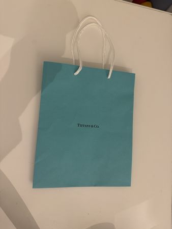 Tiffany & Co. Papiertragetasche