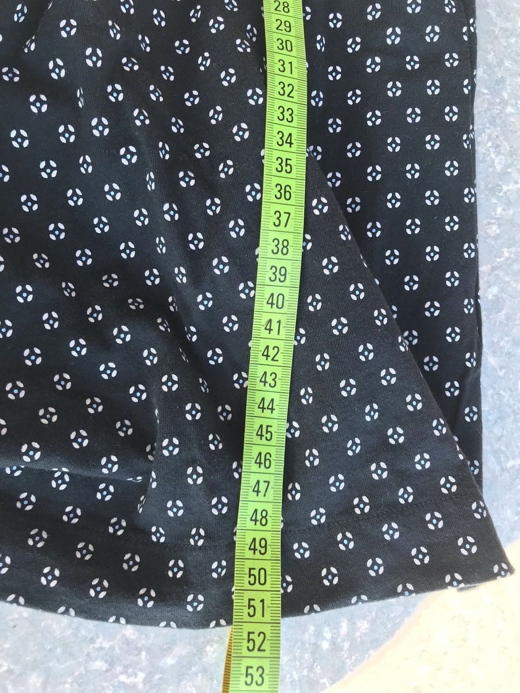 H&M T-shirt: Carmenshirt Baumwolle M-L – Usato da Meilen venduto da Flockenwirbel 4