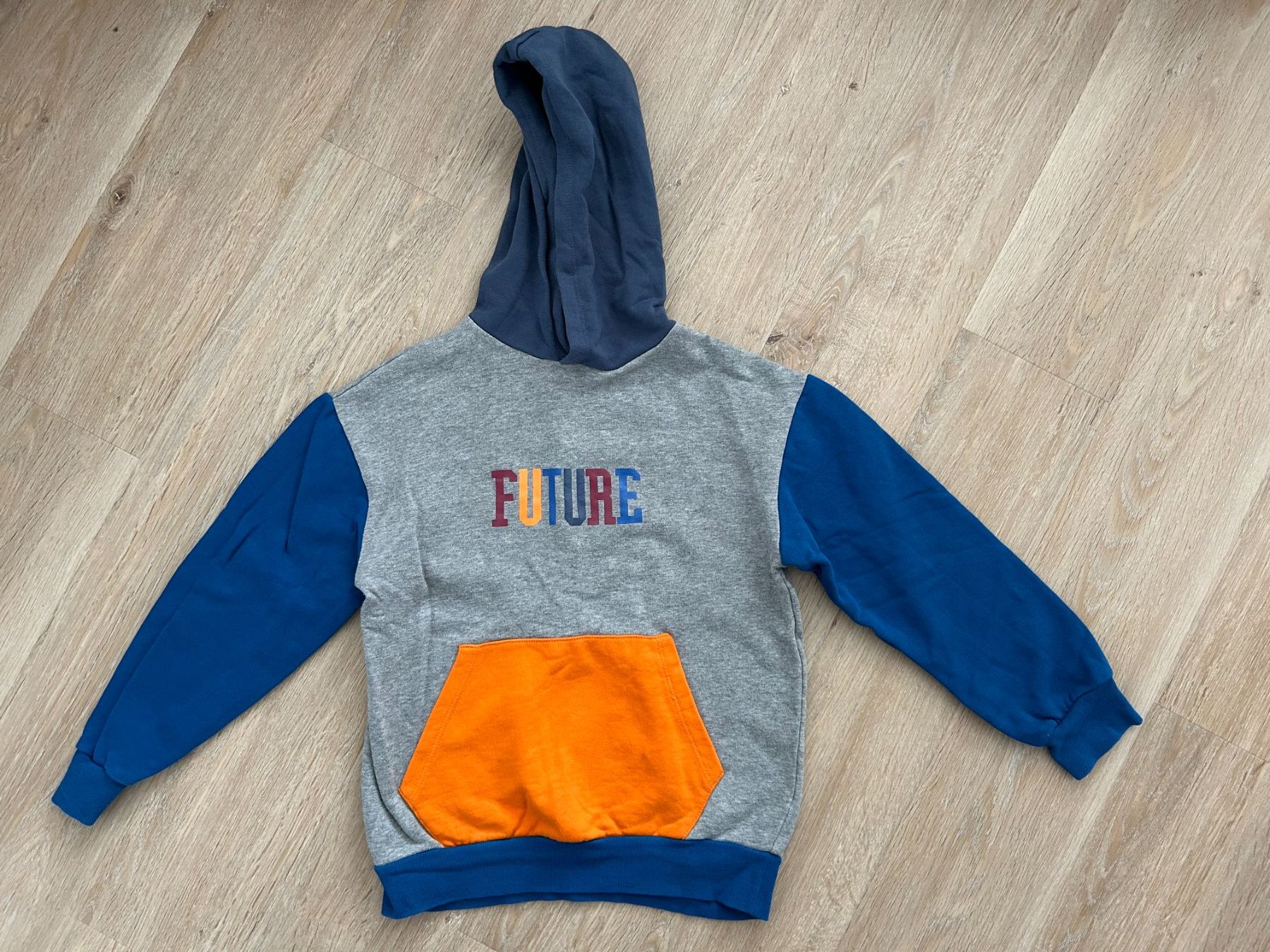 Manor Pullover & Sweatshirts: Hoodie, Grösse 140 – Gebraucht aus Zumikon von meter03