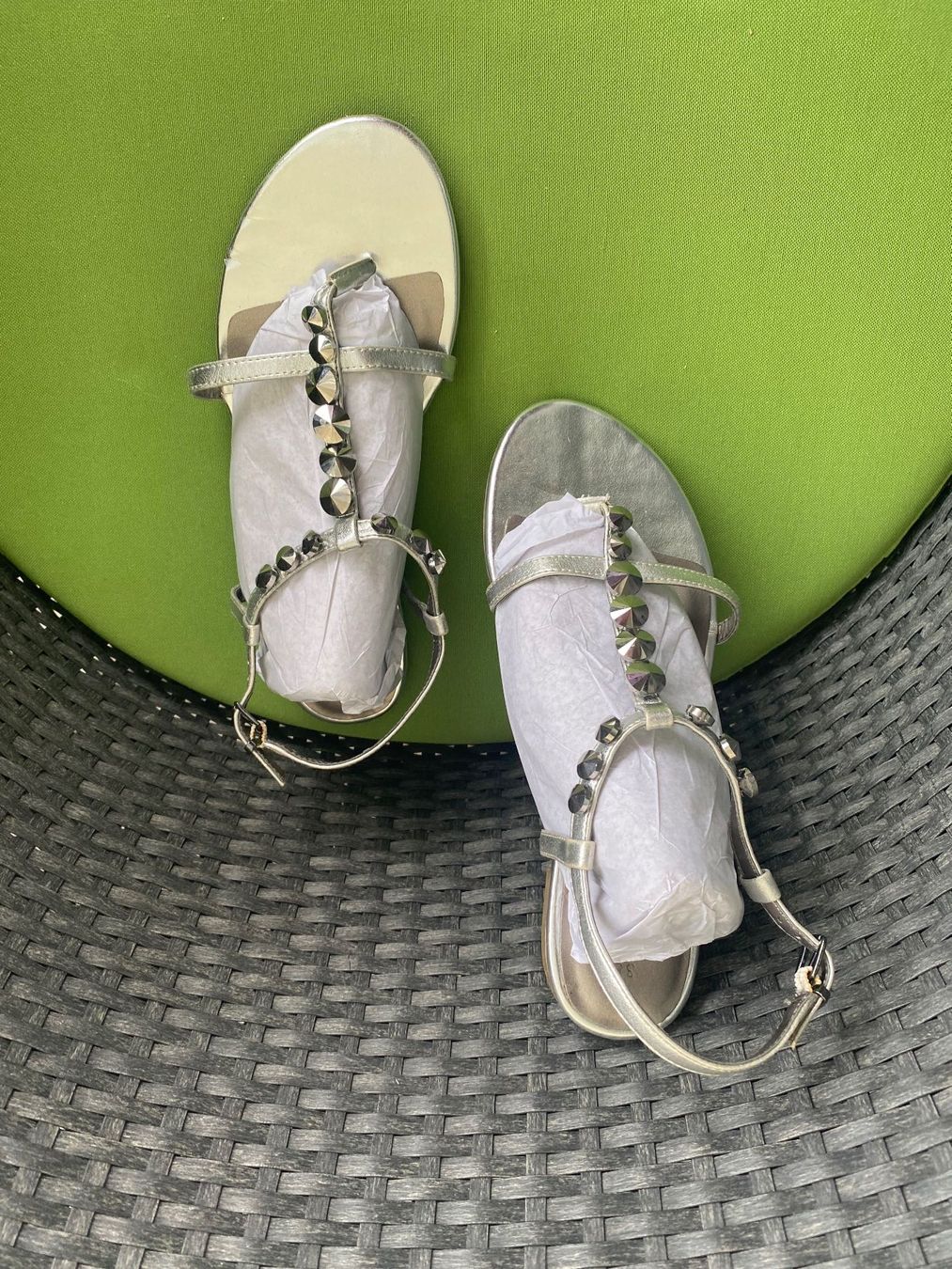 Tamaris Chaussures femmes: SUMMERTIME - stylische/edle Flip-Flops mit Décor, silber, 38 – D'occasion à Winkel par ferrari2022 7