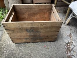 alte massive Haldengut Holzkiste