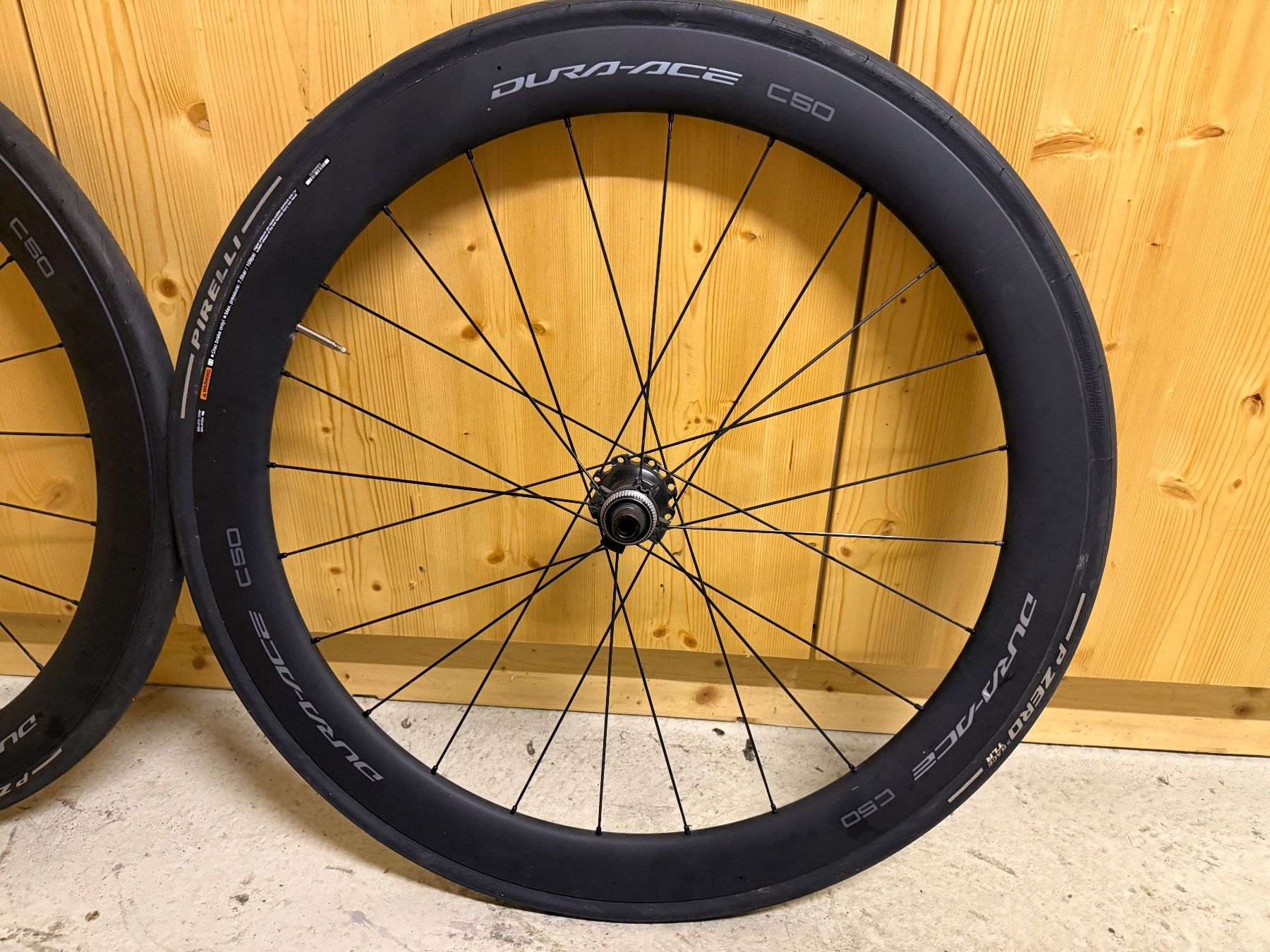 Shimano Pneus & Kompletträder: Roues Dura-Ace WH-9270 C50 – Gebraucht aus Fully von nicfel01 2