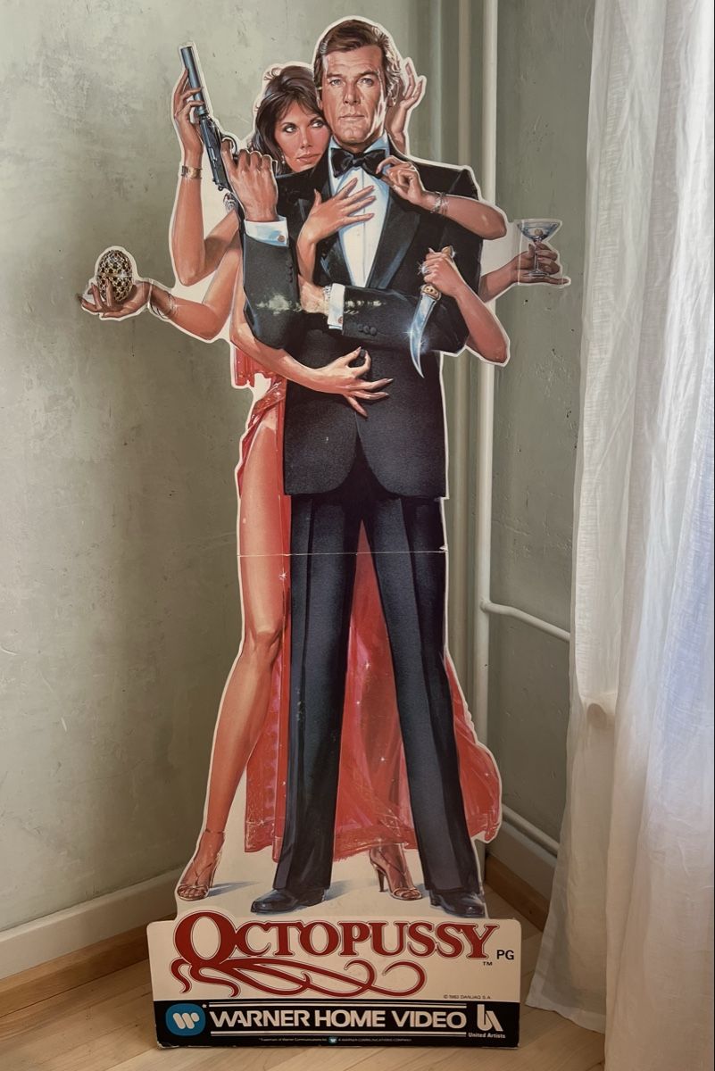 Poster & Bilder: James Bond Octopussy Werbeposter/Figur Karton – Gebraucht aus Allschwil von