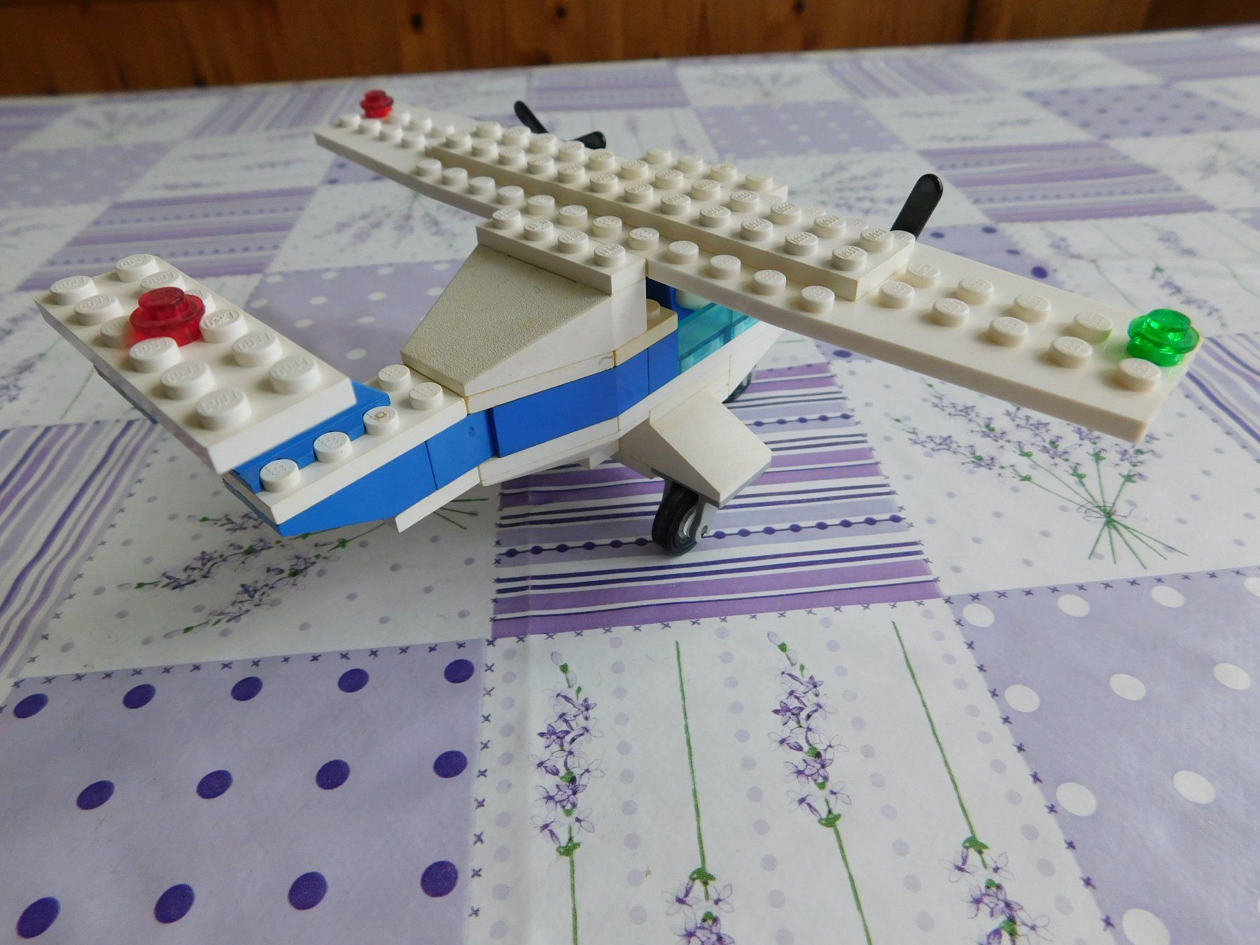 Lego Kit di costruzioni: Legoland Kleinflugzeug blau weiss. – Usato da Strengelbach venduto da Wedi73 4