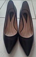 Sandeus Pumps