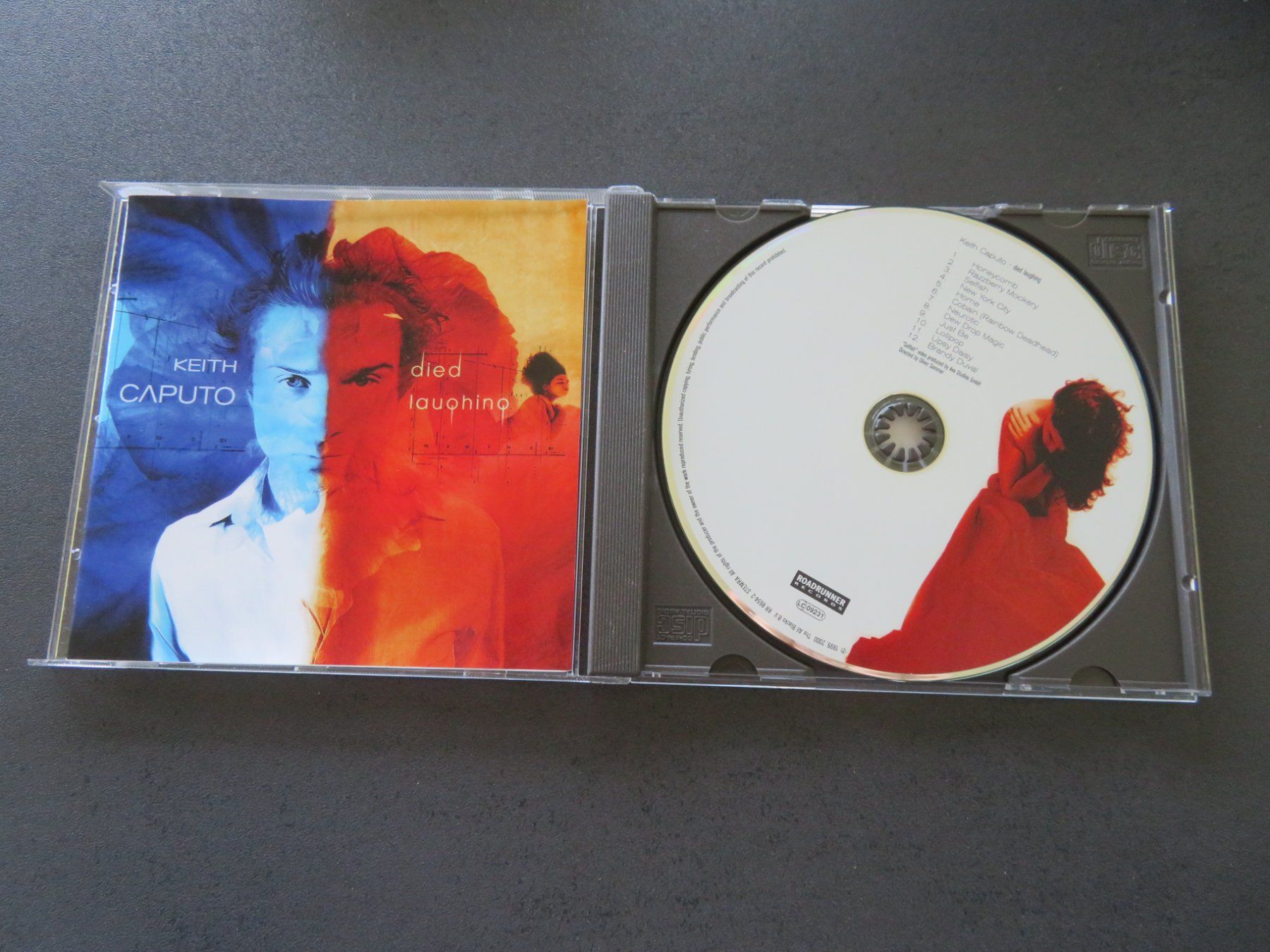 CD: KEITH CAPUTO Died Laughing 2000 ROCK CD – Usato da Niederbipp venduto da Onyx32