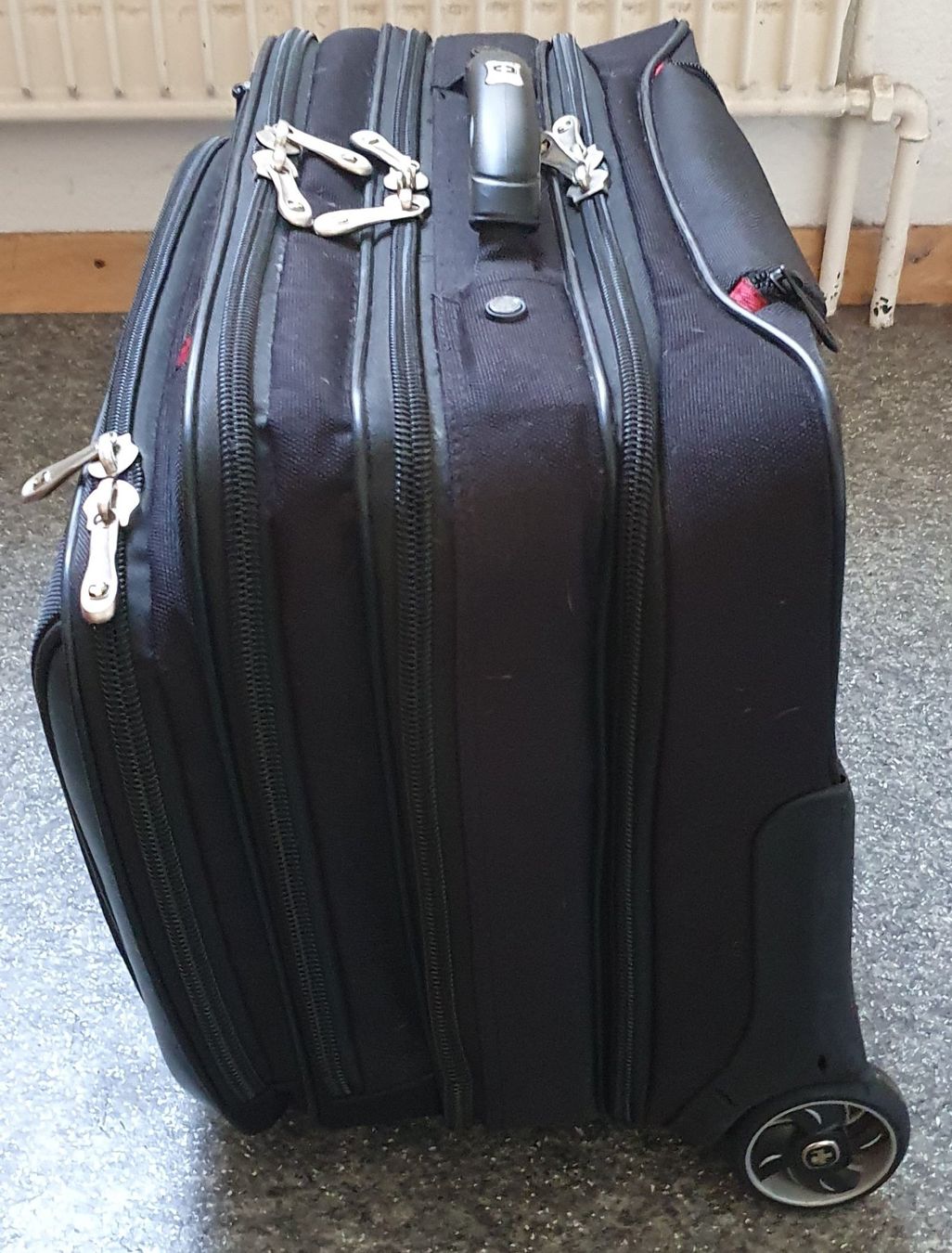 Valigie & Borse: Wenger Patriot 17" Laptoptrolley – Usato da Biel/Bienne venduto da IT_KinG 3