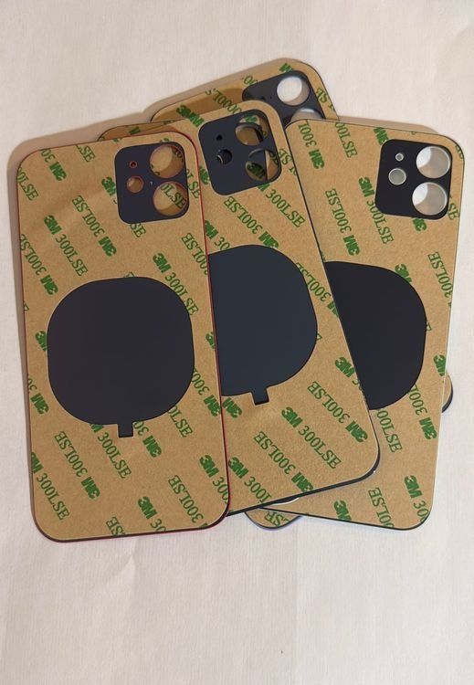Apple Cover & Protezioni schermo: Coque arrière Iphone 12 . – Nuovo e nell'imballaggio originale da Leukerbad venduto da ray_lyv7 1