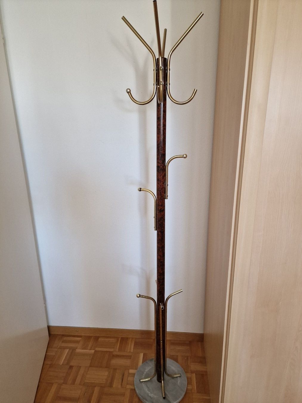 Garderobe: Garderobenständer – Gebraucht aus Dietikon von