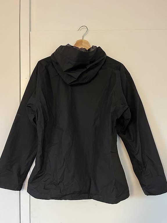 Giacche: Neue Helly Hansen Regenjacke – Usato da Burgdorf venduto da mir_w8g8 1