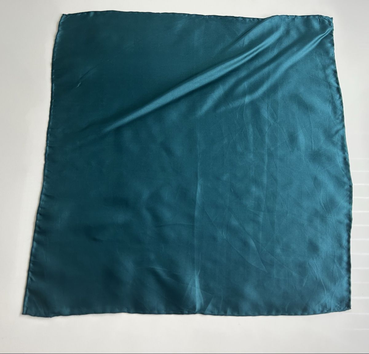 Foulards, Tücher & Schals: Neckerchief silk blue-green, square, good condition – Neu (gemäss Beschreibung) aus Saland von ele_vc96