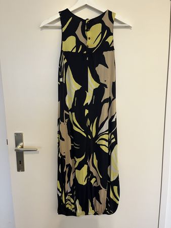 MNG Sommerkleid Gr. M, Blumenmuster