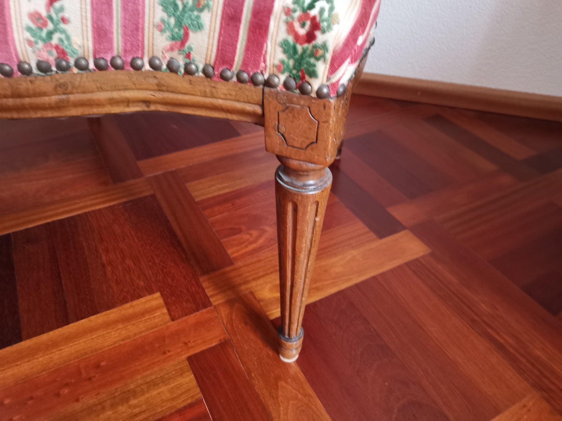 Divani: antikes Sofa – Usato da Dornach venduto da Hei50 5