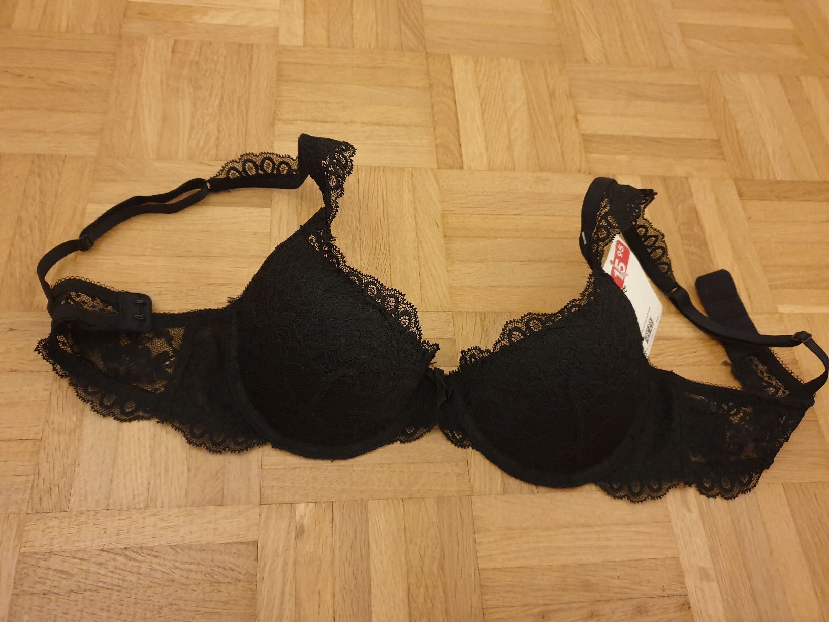 Altra biancheria intima: Soutien-gorge noir, 75B, dentelle, neuf – Nuovo e nell'imballaggio originale da Neuchâtel venduto da Verenas12