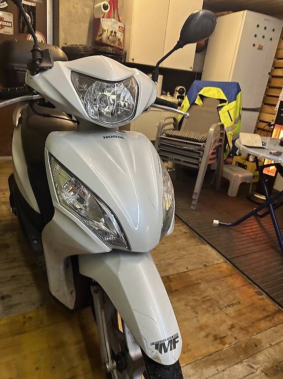 Scooter: Honda NSC 110 – Difettoso da Goldach venduto da Vulcan1971