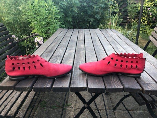 Damenschuhe: Originelle Arche Schuhe Damen rot Grösse 40 – Gebraucht aus Boll von dancing1 4