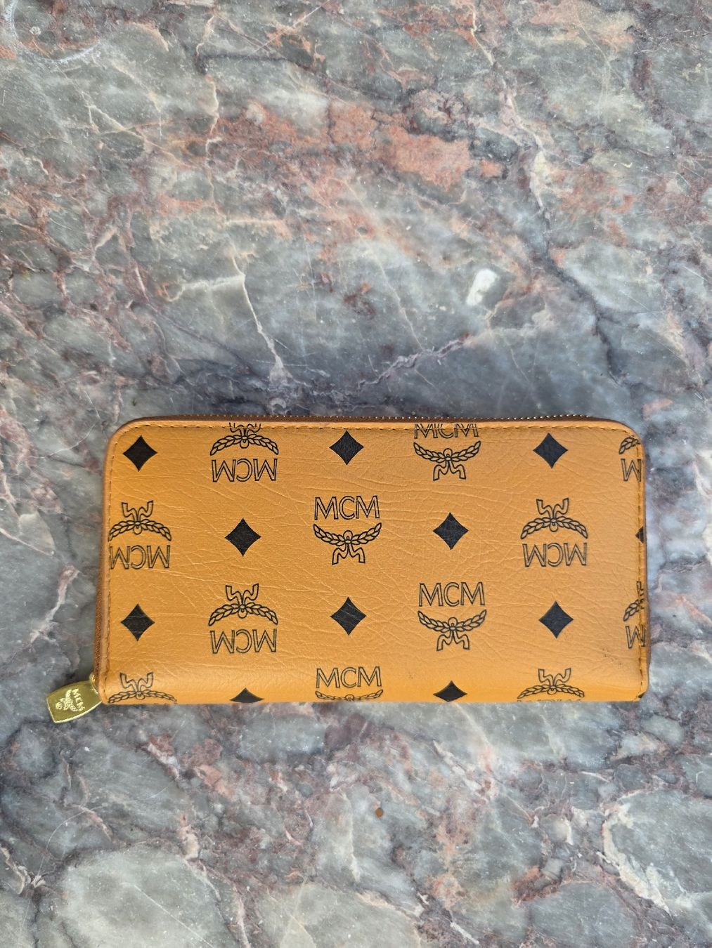 Mcm Portamonete: MCM Geldbörse cognac mit Visetos Muster – Nuovo (secondo la descrizione) da Ostermundigen venduto da Sera.P 2