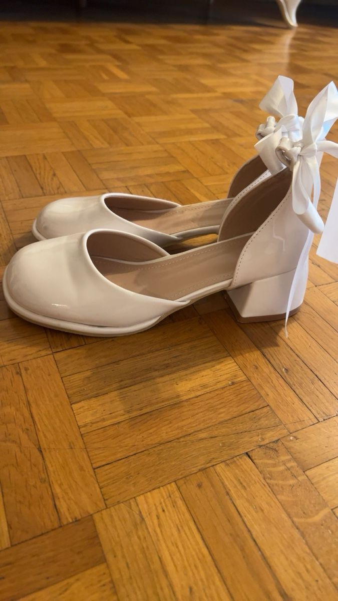 Scarpe da donna: Weisse Schuhe – Nuovo (secondo la descrizione) da Zürich venduto da sha_207 3